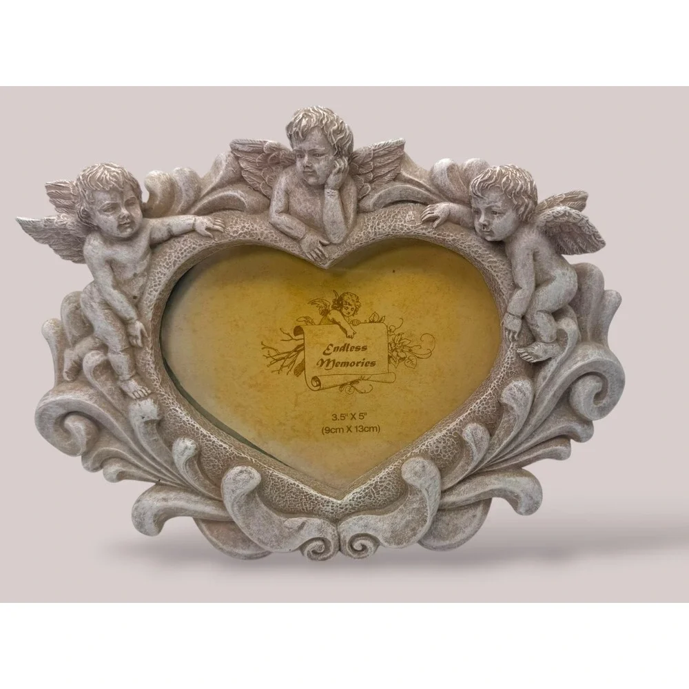 Vintage Cherub Heart Picture Frame Ornate Angel Resin Shabby Chic 3.5x5 Photo